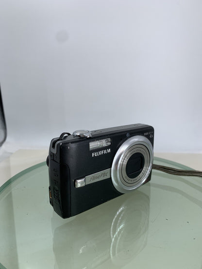 Fujifilm Digital Camera FinePix F480 8.2MP BLACK WITH CHARGER TESTED - 802