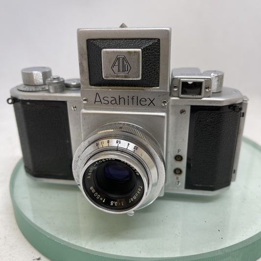 ASAHIFLEX IIB 1954. 35mm SLR camera. "Tower 23" by Sears ASAHI-KOGAKU TAKUMAR 500