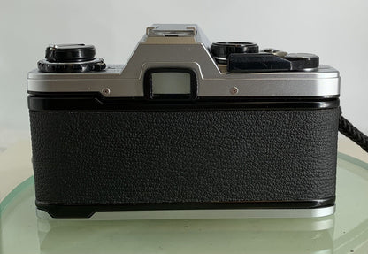 Olympus OM10 35mm Film SLR Manual Camera +Olympus 50/1.8 MC Zuiko Lens TESTED4954