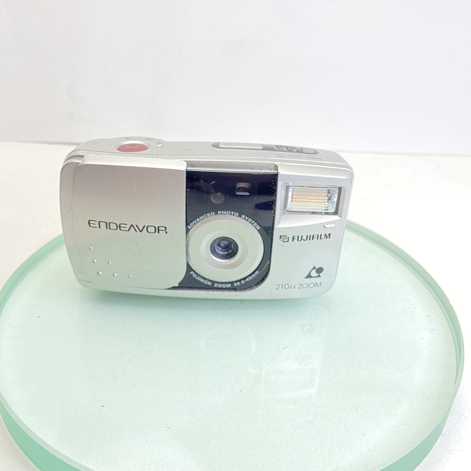 VINTAGE ENDEAVOR 210ix ZOOM FUJIFILM CAMERA WITH CASE, Great, TESTED #9421