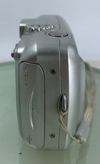Kodak EASYSHARE CX7330 3.1MP COMPACT DIGITAL CAMERA NO CARD SILVER TESTED - 6007