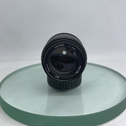 Pentax K mount fit Petri 135mm 1:3.5 prime lens, fits PK camera mount + Case 2241