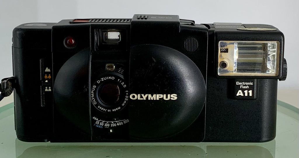 OLYMPUS XA2 Electronic Flash A11 D.ZUIKO 35mm f3.5 TESTED  POINT & SHOOT CAMERA1