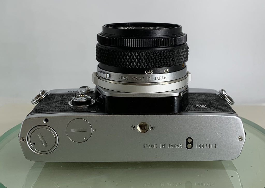 Olympus OM-2N MD 35mm Film SLR Manual Camera Olympus 50mm F/1.8 Zuiko Lens #1987