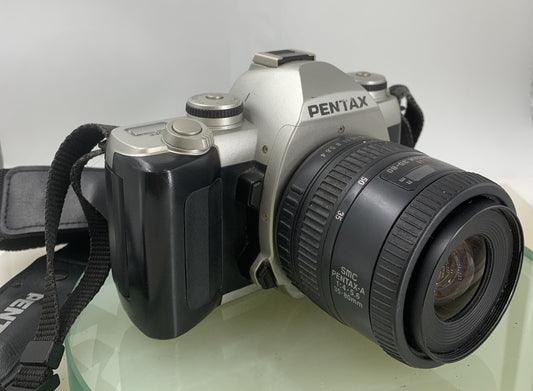 Pentax FILM CAMERA SILVER WITH PENTAX 35-80 LENS - TESTED - 9600