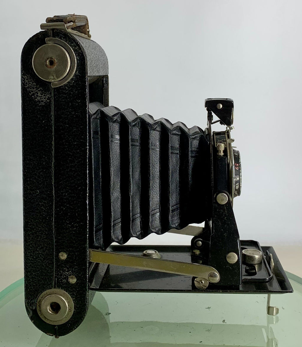 Vintage Kodak Six-20 Junior folding Camera Roll Film ANASTIGMAT F-6.3 100mm-3592