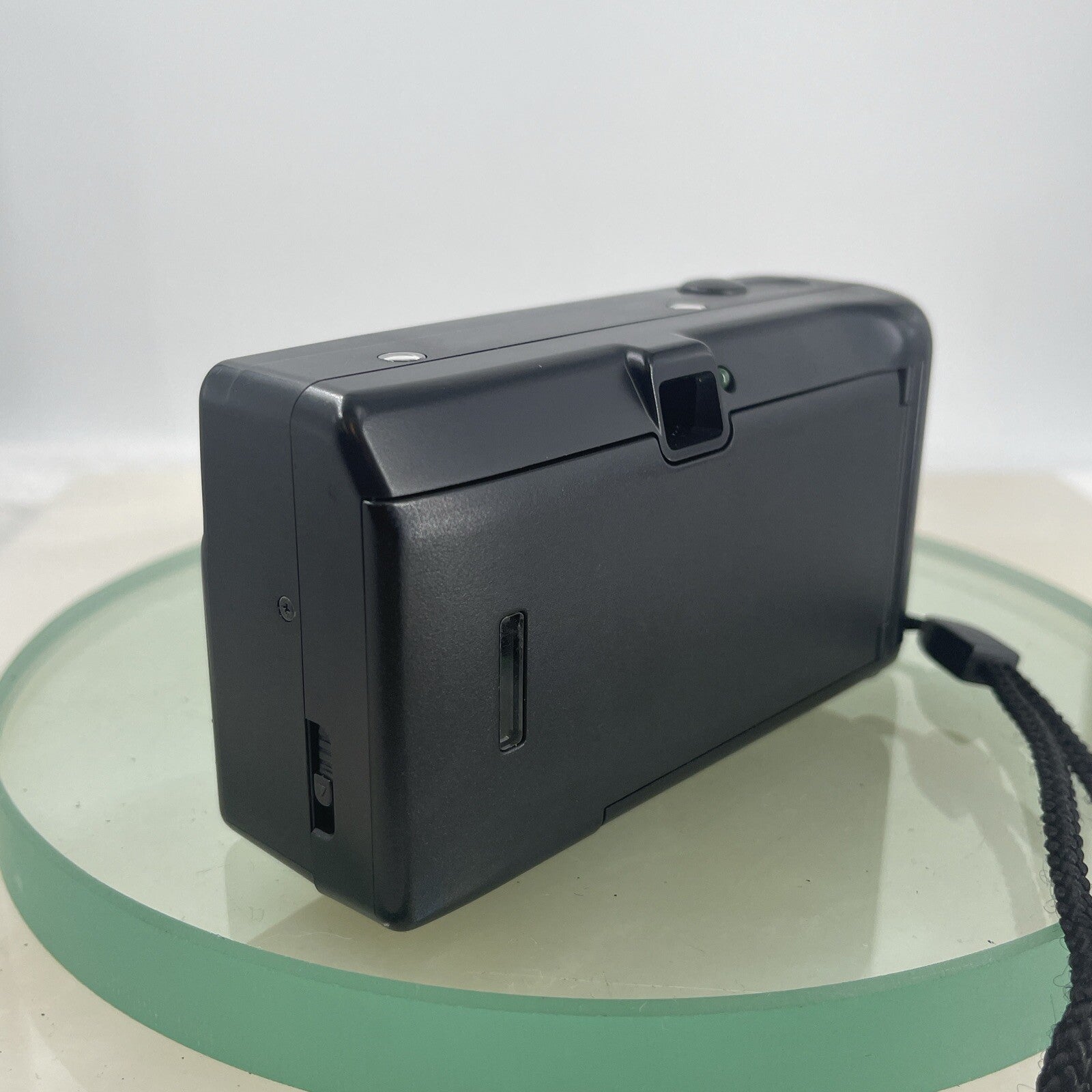 Minolta AF101R 35mm Film Point and Shoot Camera Black With Case #5433