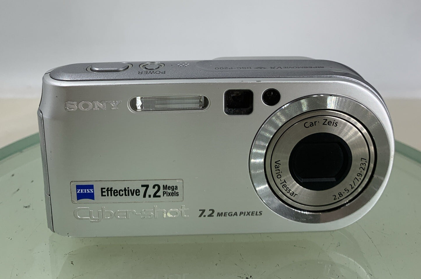 Sony Cyber-Shot DSC-P200 7.2MP Digital Camera SILVER + CHARGER TESTED - 241
