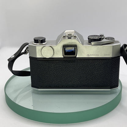 Yashica TL Electro 35mm Film Camera with Yashica Yashinon-DS f2 50mm Lens #8784