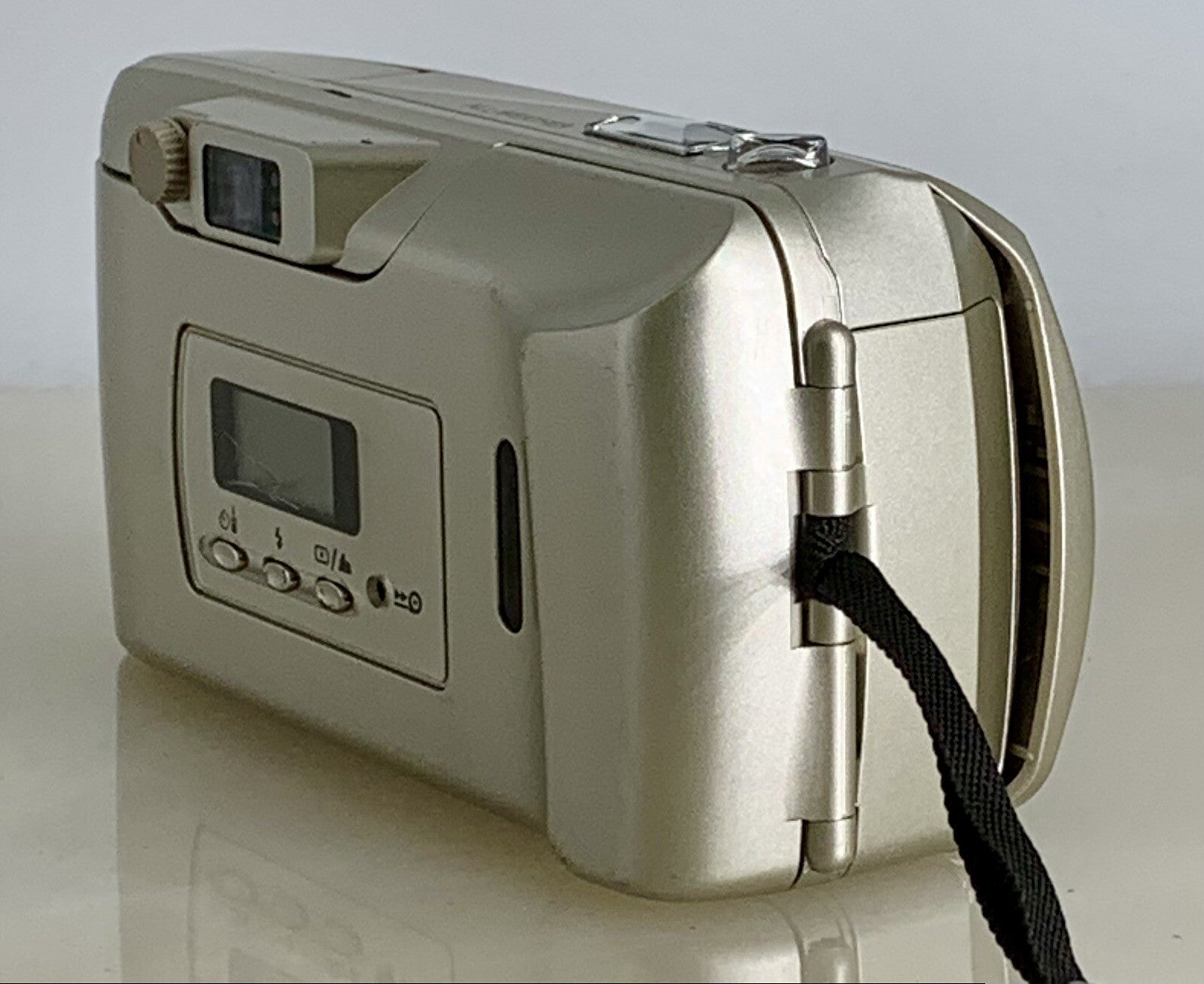 Olympus µ [Mju:] - III Zoom 120 Compact 35mm Film Point & Shoot Camera Silver903