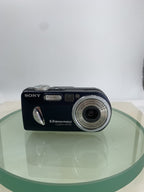 Sony Cybershot DSC P10 5MP DIGITAL CAMERA + CHARGER + WIRE + COVER TESTED - 5841