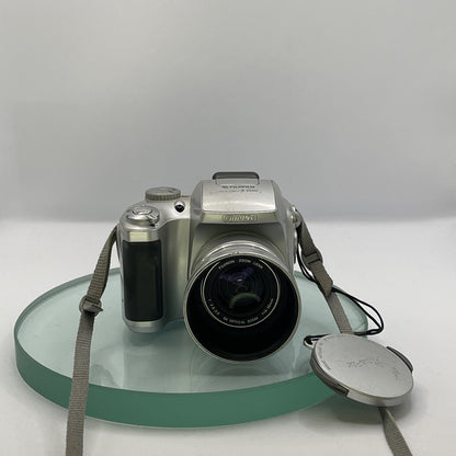 Fuji Finepix S3500 4mp Digital Camera- Silver Takes AA -Tested 16MB XD Card #9271