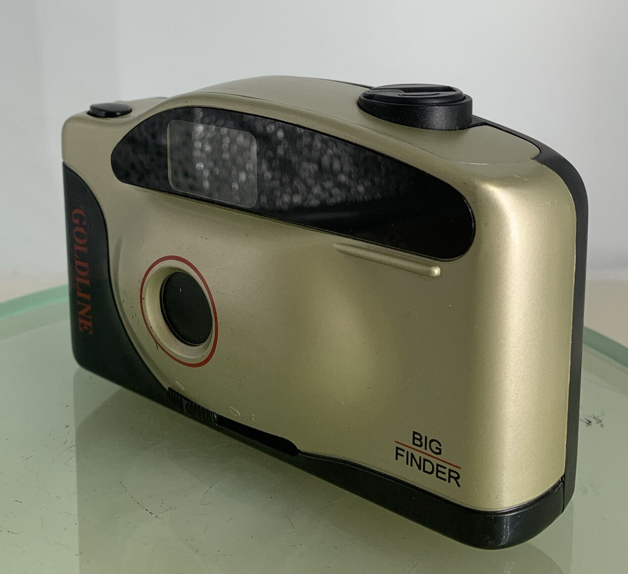 GOLDLINE BIG FINDER 35mm POINT AND SHOOT FILM CAMERA NOBATTERY - TESTED - 8102