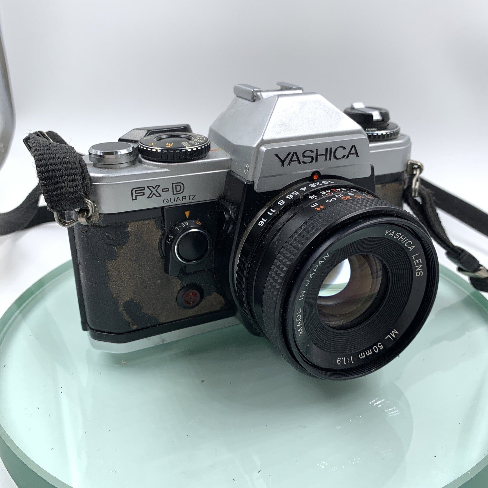 Yashica FX-D Quartz With Yashica DSB 50mm f/1.9 Lens  # TESTED # VGC # 8933