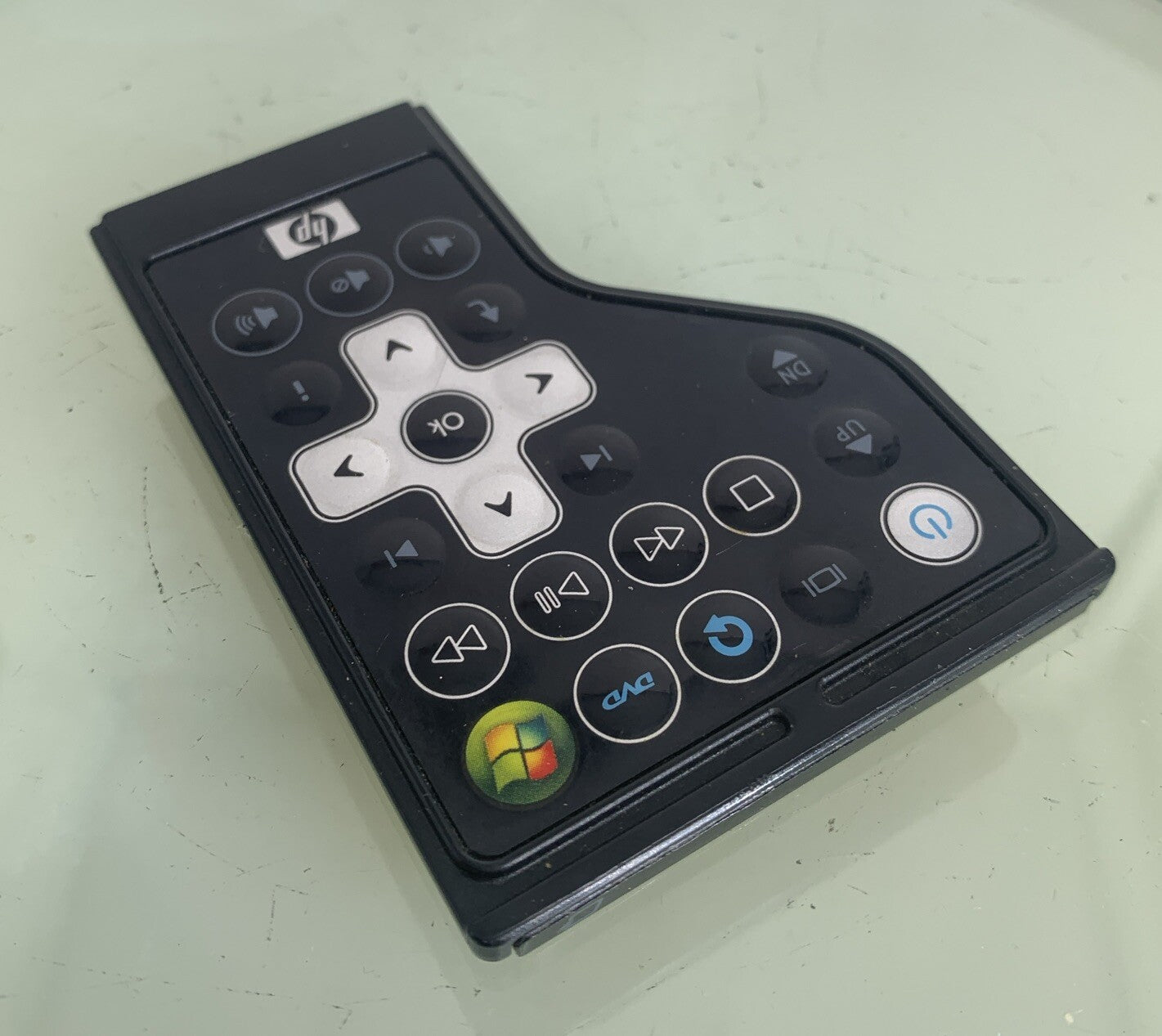 Genuine HP Laptop DVD Remote Control RC1762302/00 BLACK CLEAN AND TESTED - 1442