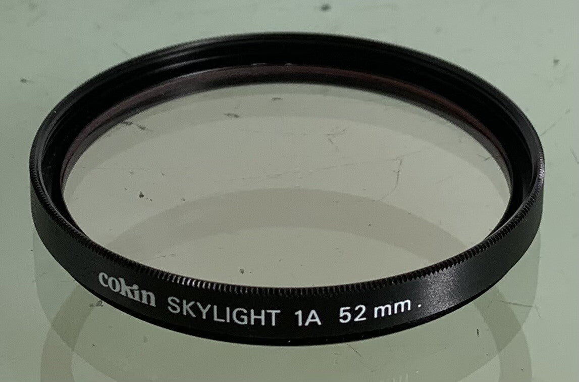 COKIN Skylight 1A 52mm Filter FOR CAMERA LENS+CASE+CLEAN+GOOD CONDITION-5171