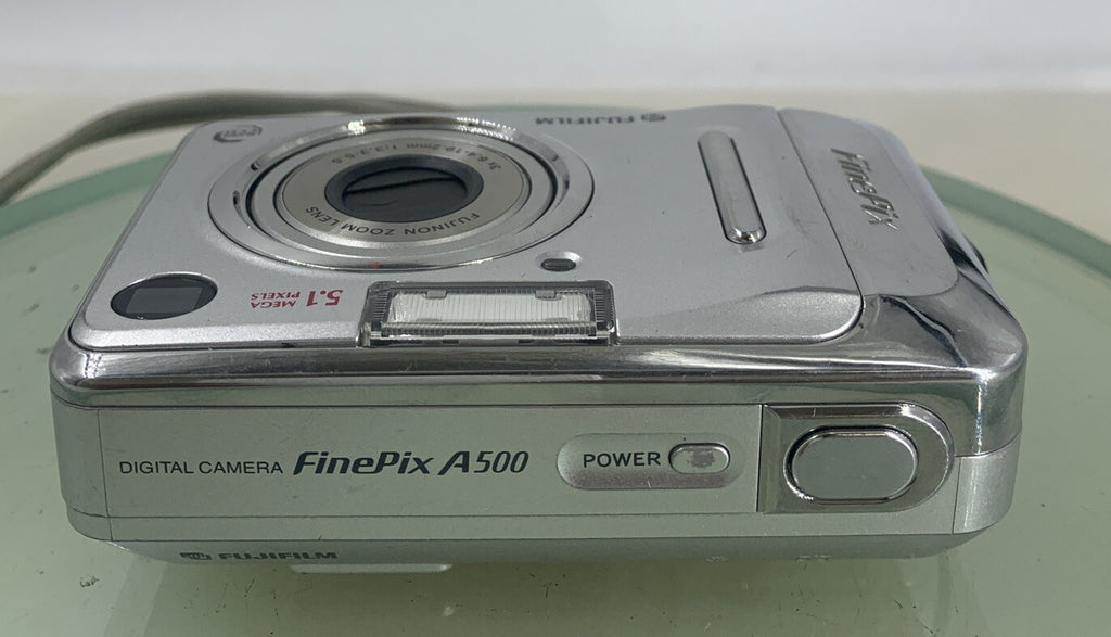Fujifilm Digital Camera FinePix A500 5.1MP Silver NO CHARGER NOCARD TESTED - 1337