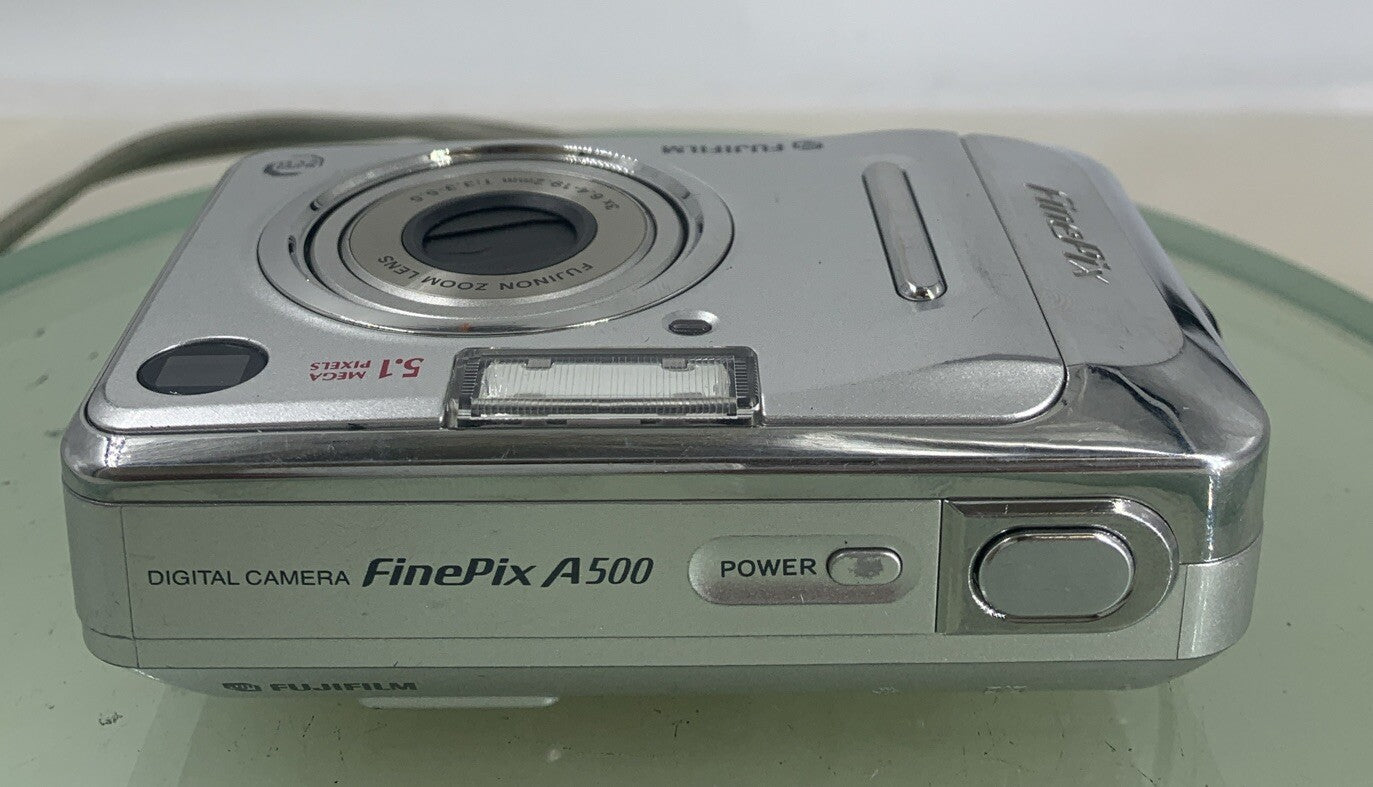 Fujifilm Digital Camera FinePix A500 5.1MP Silver NO CHARGER NOCARD TESTED - 1337