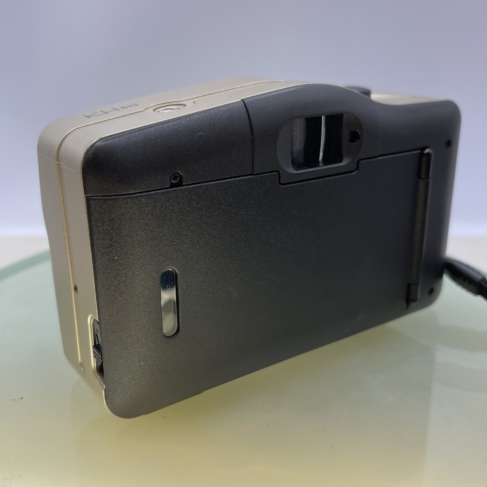 KH30 Film Camera 35mm With Built-In Flash Tested + Cased #1593