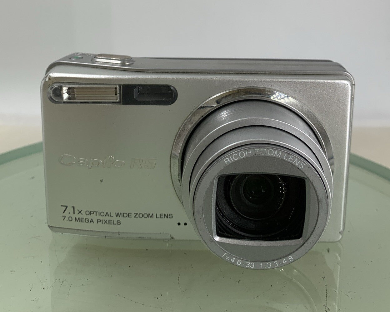 Ricoh Digital Camera Caplio R5 7.0MP SILVER NO CARD NO CHARGER TESTED - 401