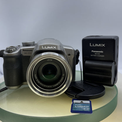Panasonic LUMIX DMC-FZ18 SLR zoom 18x 8.1MP LEICA lens +Charger+2GB SD Card #6861