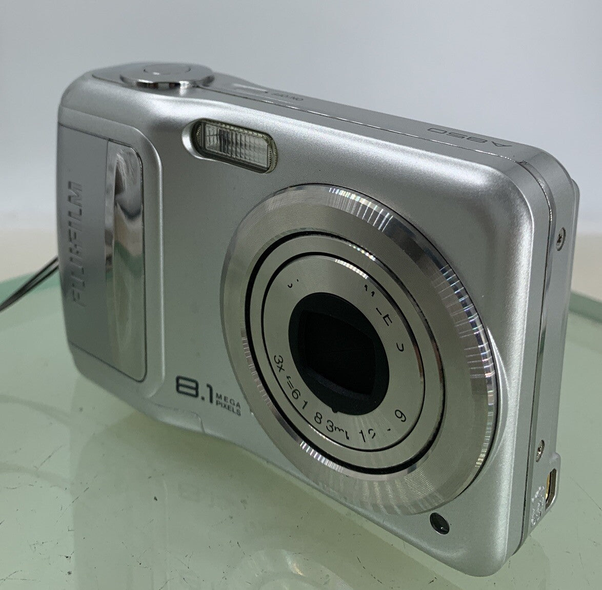 Fujifilm Digital Camera FinePix A850 8.1MP SILVER NO CHARGER NOCARD Tested-3112