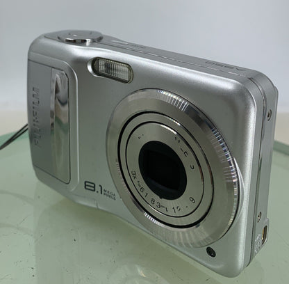 Fujifilm Digital Camera FinePix A850 8.1MP SILVER NO CHARGER NOCARD Tested-3112