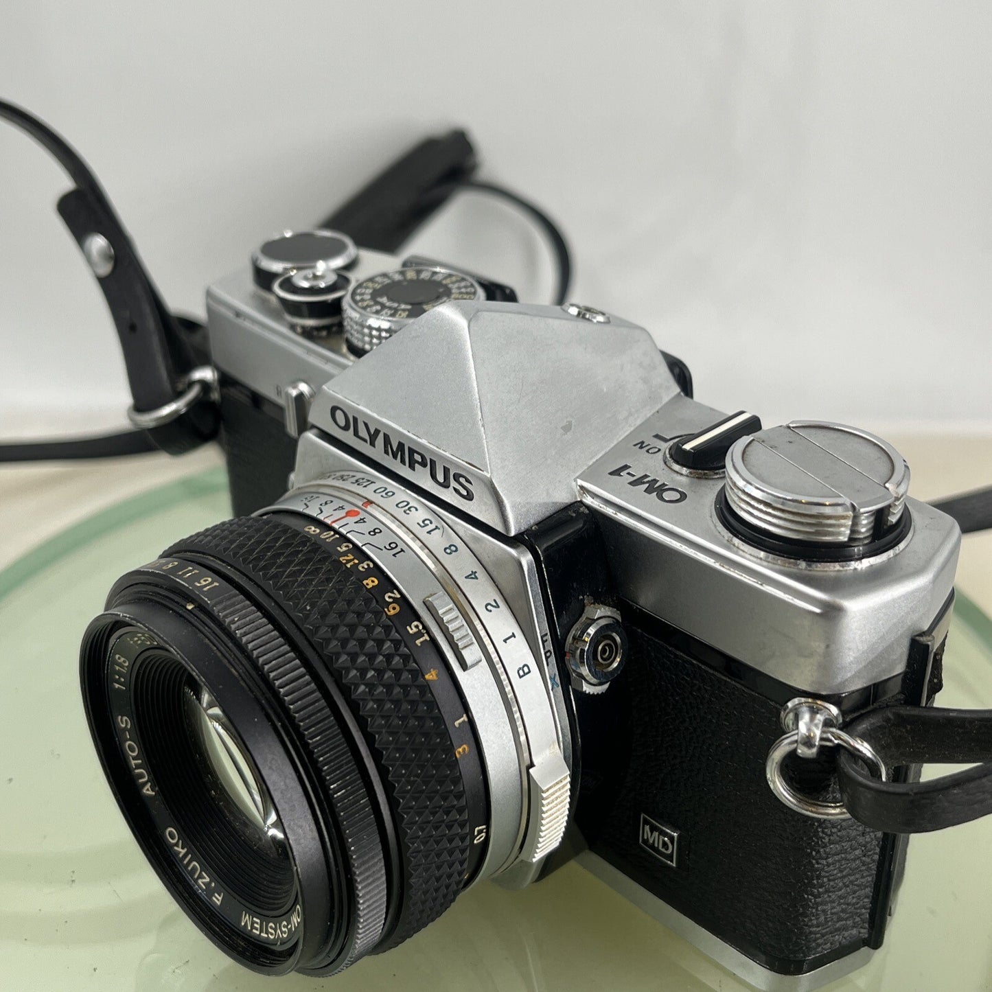 Olympus OM-1 MD 35mm SLR Film Camera &  Olympus ZUIKO  50mm f1.8 Lens- TESTED8873