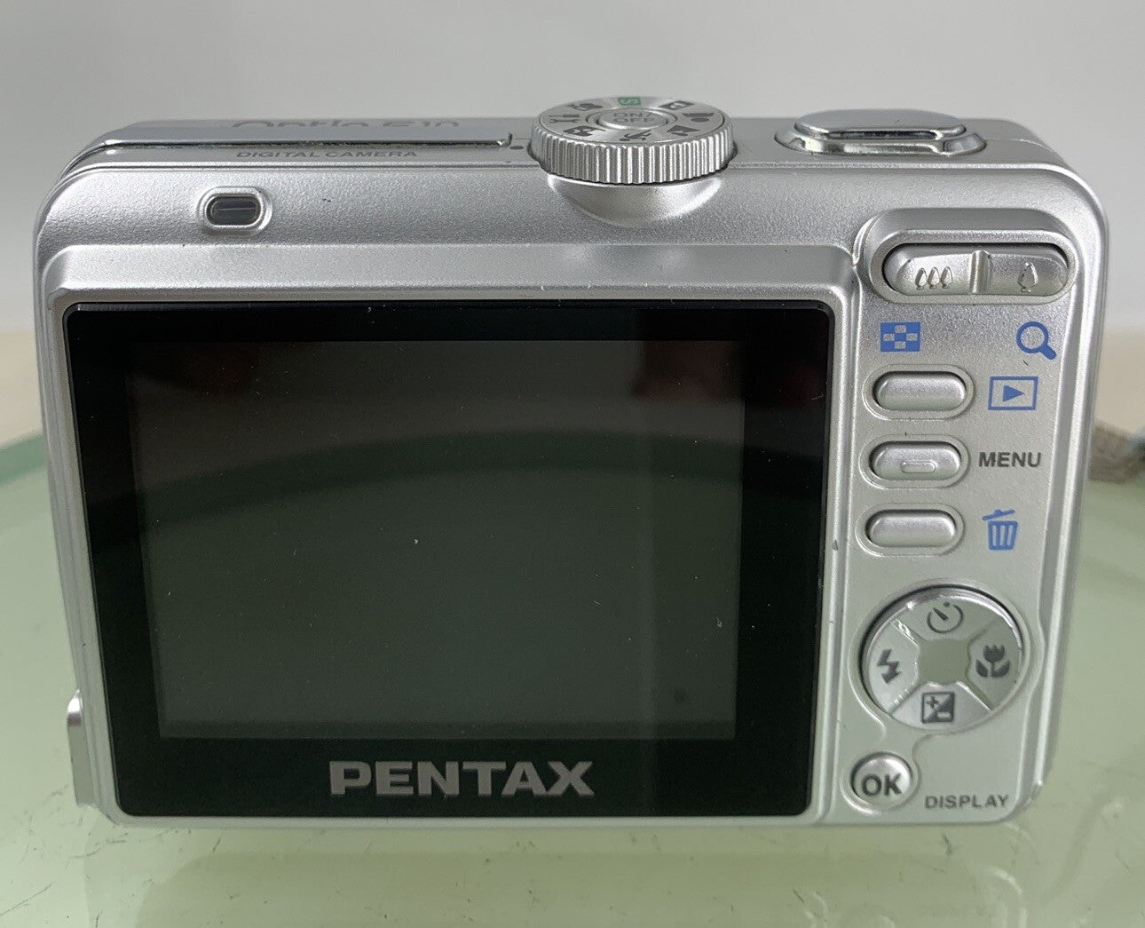 Pentax Optio E10 6.0MP Compact Digital Camera Silver WITH COVER - TESTED - 65