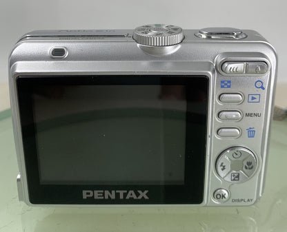 Pentax Optio E10 6.0MP Compact Digital Camera Silver WITH COVER - TESTED - 65