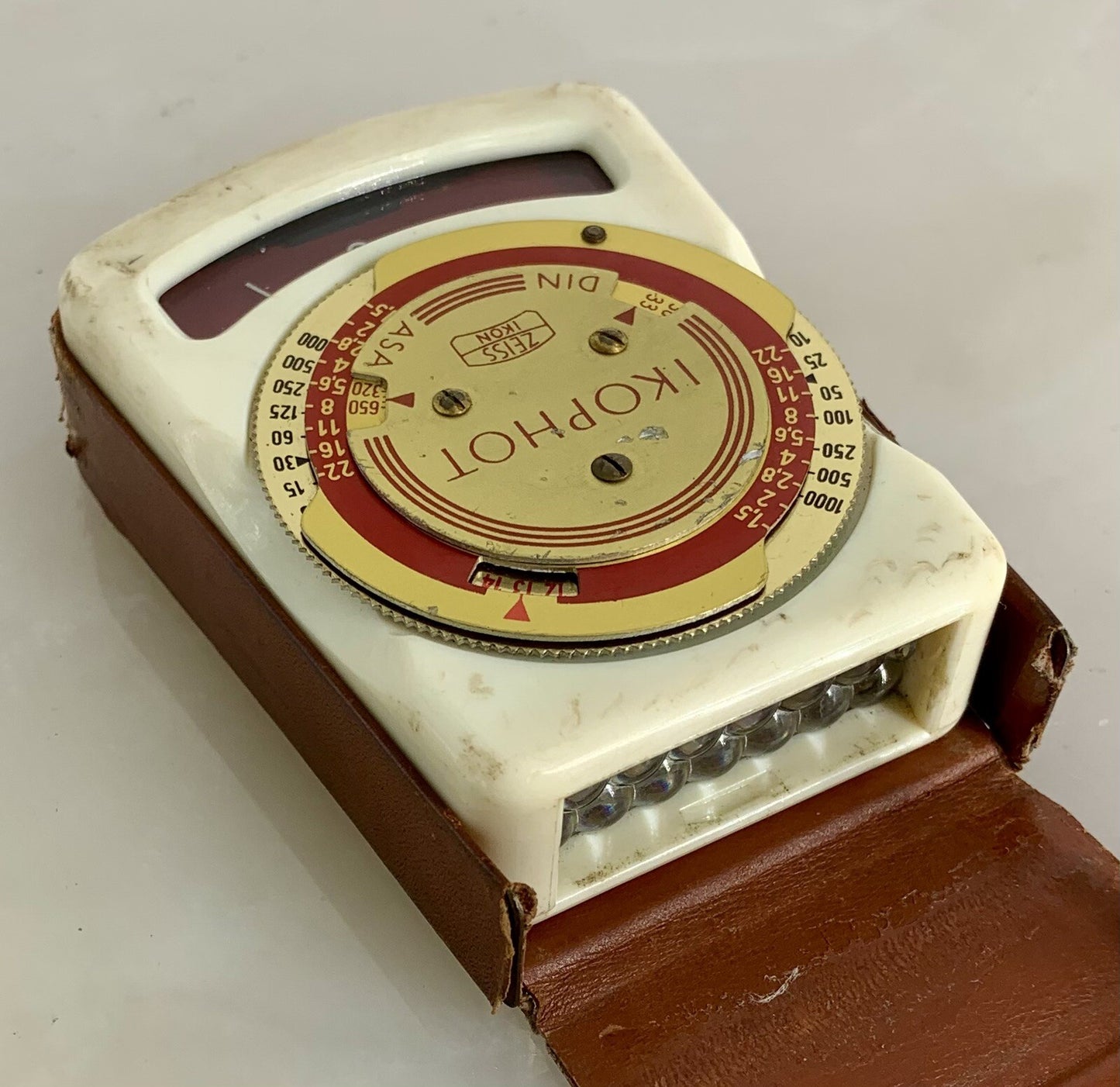 Vintage Zeiss Ikon Ikophot Light Meter GOOD CONDITION WITH CASE - 5563