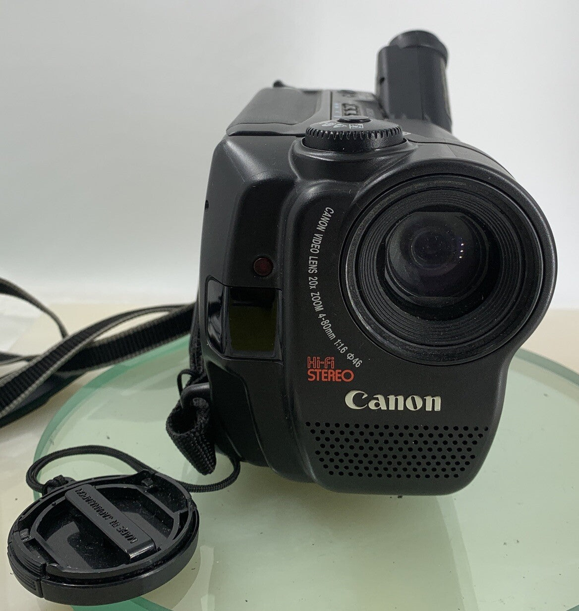 Canon UC900 8mm Video Camcorder Camera + REMOTE+EXTRA BATTERIS+BAG TESTED-2995