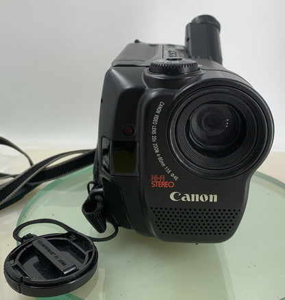 Canon UC900 8mm Video Camcorder Camera + REMOTE+EXTRA BATTERIS+BAG TESTED-2995