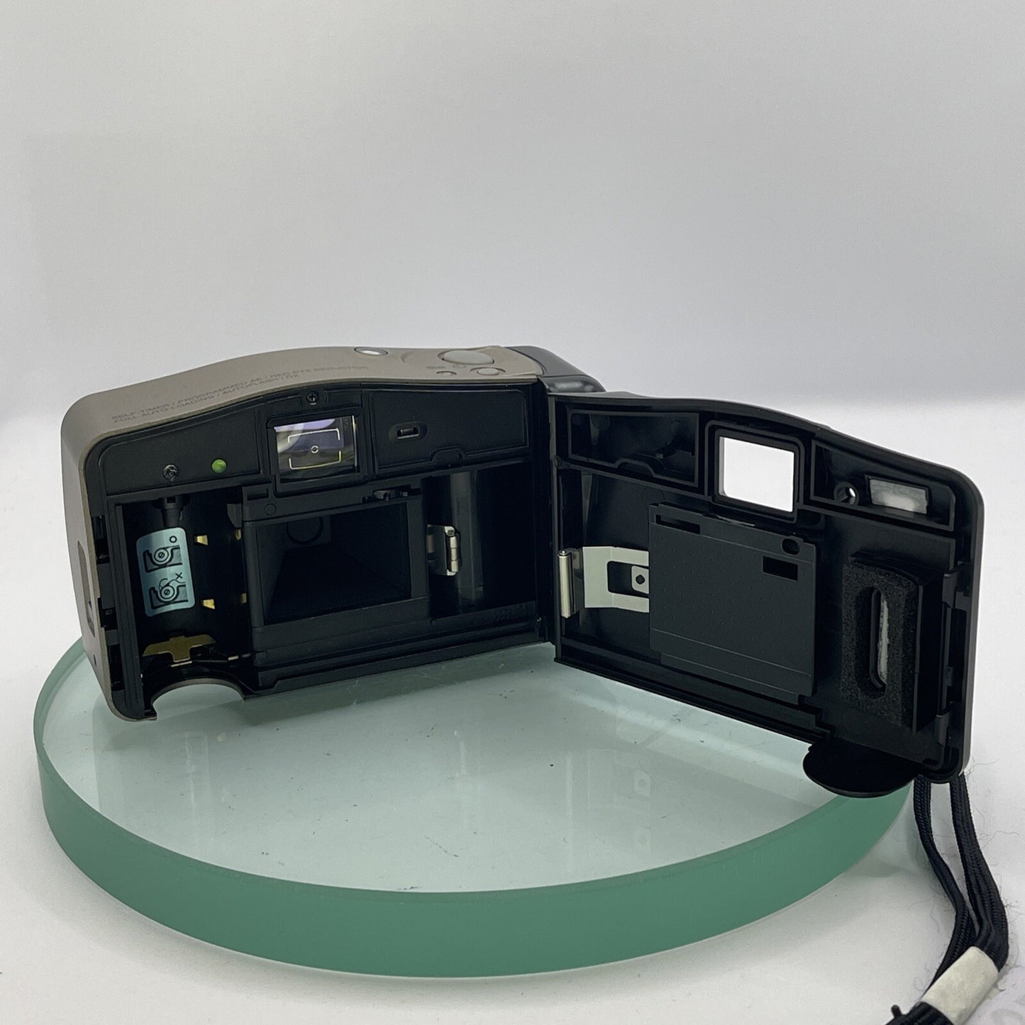Minolta AF Big Finder Compact Point and Shoot 35mm Film Camera with Soft Case9326