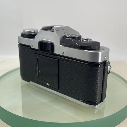 Olympus Om20 35mm slr film camera With Vivitar 28mm 1:2.8  Lens SERVICED  #6205
