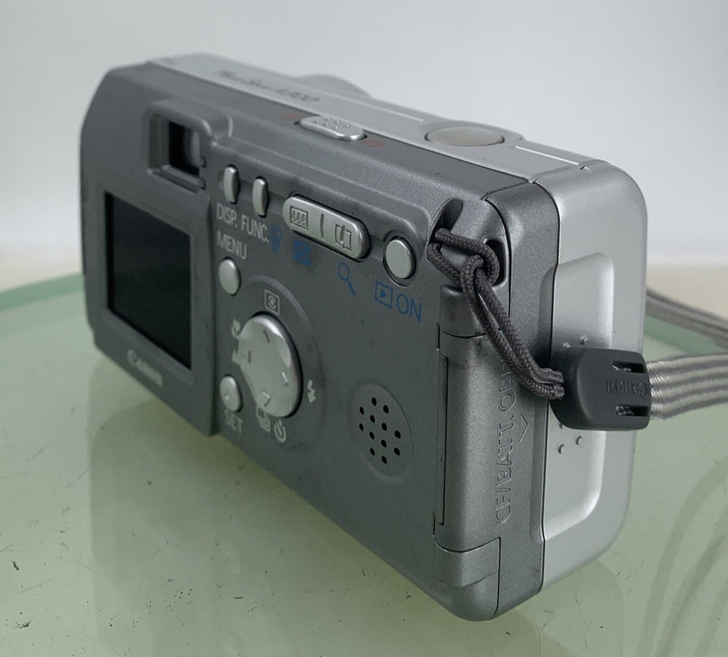 CANON POWERSHOT A300 SILVER DIGITAL CAMERA NO CHARGER NO CARD TESTED - 3046