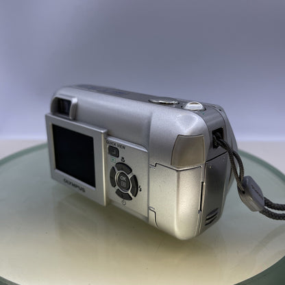 Olympus Camedia C-350 Zoom 3.2MP Compact Digital Camera Silver +64MB XD Card#4427