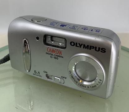 Olympus Camedia C-180 5.1MP Compact Digital Camera Silver NO CARD Tested - 8661