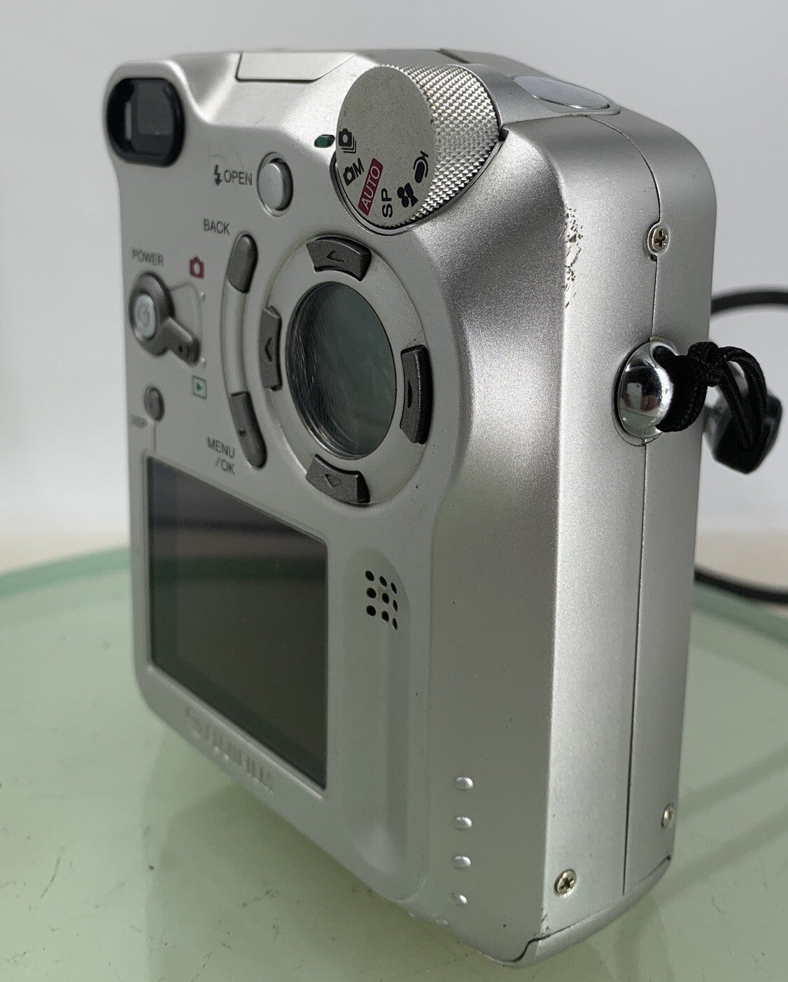Fujifilm Finepix 6800 Zoom COMPACT DIGITAL CAMERA 64MB CARD - TESTED - 1022