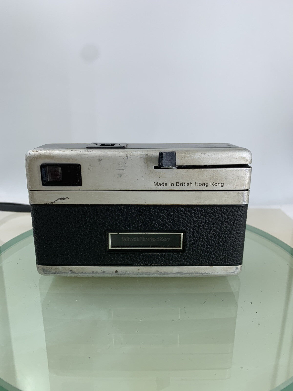 Vintage Rare HALINA 100X INSTANT LOAD FILM CAMERA WHITE & BLACK TESTED - 943