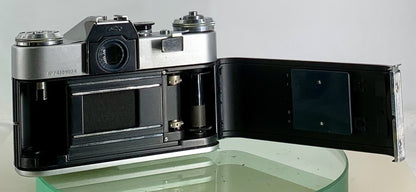 Very Rare ZENIT E POINT AND SHOOT FILM CAMERA+HELIOS-44-2 LENS+SILVER+TESTED-1569