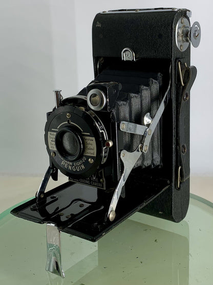 VINTAGE KERSHAW EIGHT-20 PENGUIN BLACK MADE IN ENGLAND FOLDING CAMERA TESTED-3266