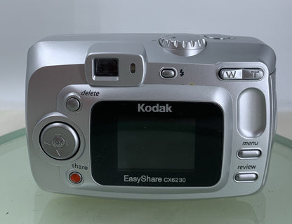 Kodak EasyShare CX6230 2.0MP Silver Digital Camera WITH COVER TESTED - 6725