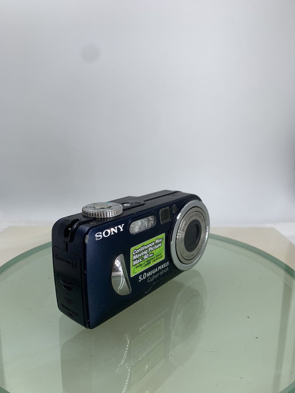 Sony Cybershot DSC-P12 5.0MP DIGITAL CAMERA BLUE + CHARGER + WIRE TESTED - 5952