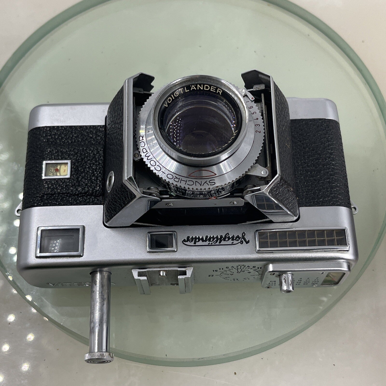 Voigtlander Vitessa L 35mm Rangefinder Camera with Ultron 50mm f/2 LensTESTED4869