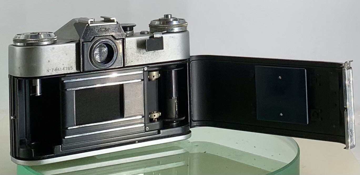 Very Rare ZENIT E POINT AND SHOOT FILM CAMERA+HELIOS-44M-4 LENS+SILVER+TESTED9