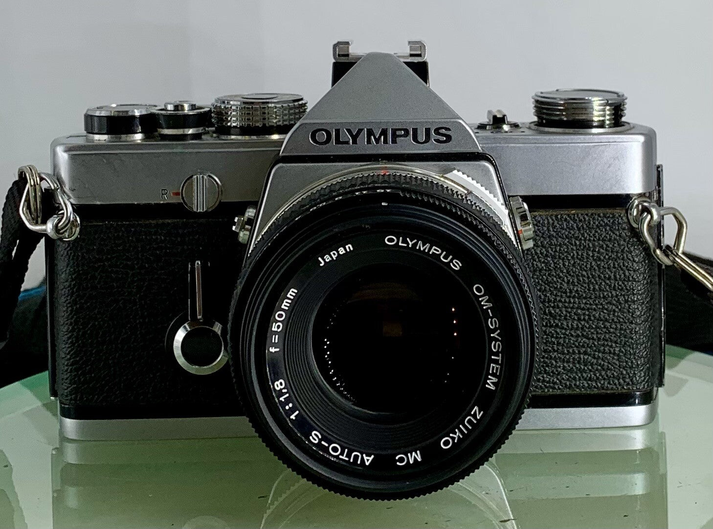 Olympus OM-1 MD 35mm SLR Film Camera &  Olympus ZUIKO  50mm f1.8 Lens- TESTED3071