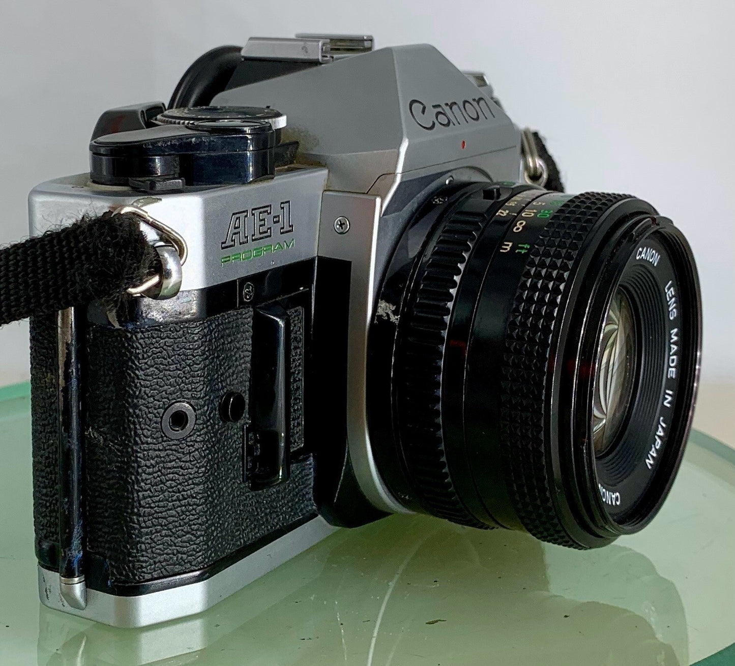 Canon AE-1 Program 35mm SLR Film Manual Camera + Canon 50mm F/1.8 FD Lens +# 1442