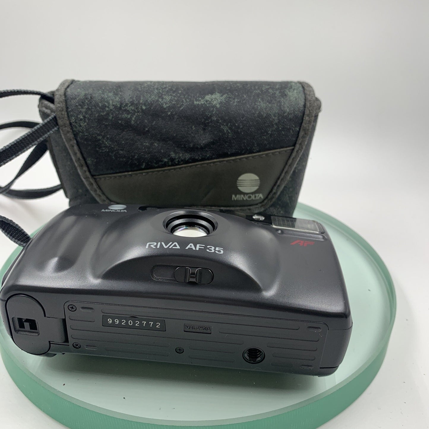 Minolta Riva AF35 Camera Compact 35mm Film with strap, case, 7985