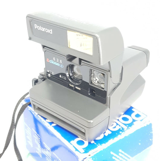 Polaroid 636 Close Up Instant Camera In Good Condition , Boxed , Great /#4350